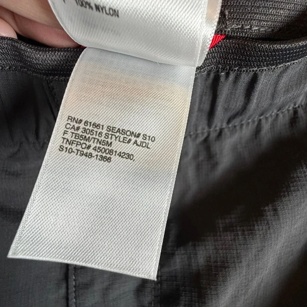 The North Face‎ Mens Gray Nylon Ripstop Hiking Shorts XL Gorpcore Athleisure